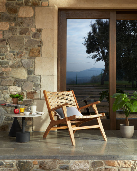 Fauteuil Grignoon en bois d'acacia et osier tressé FSC 100 %