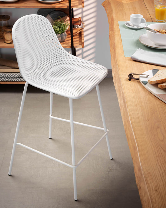 Quinby outdoor stool in white, height 75 cm