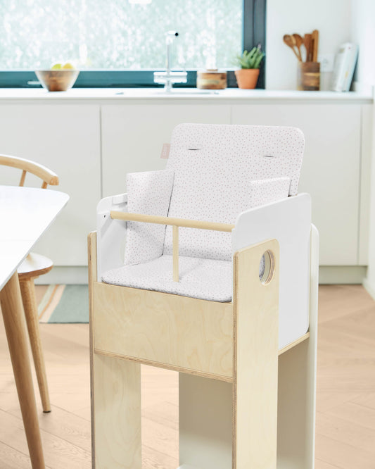 Coussin de chaise haute Nuun 100% coton (GOTS) pois rose