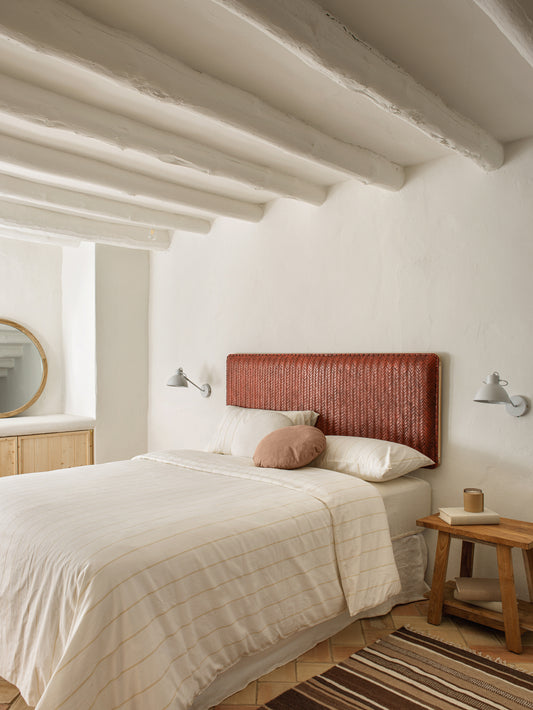 Tête de lit Natesa en bois de teck et cuir pour lit de 160 cm