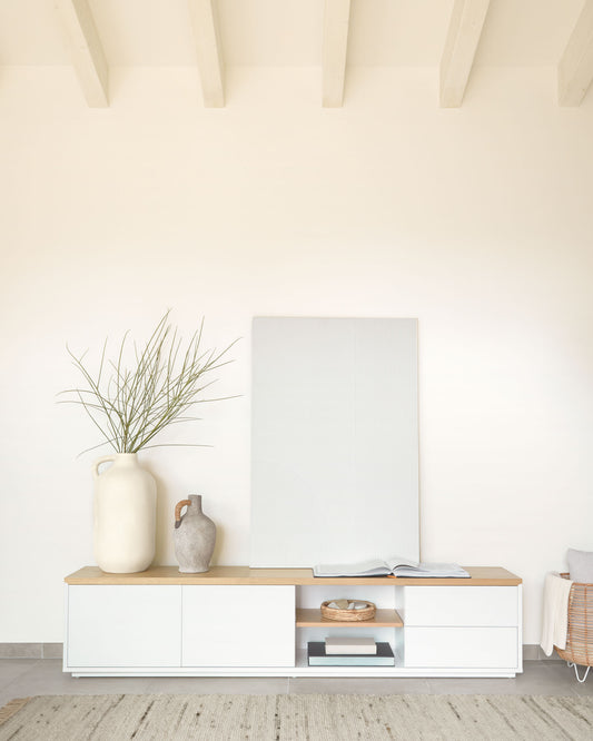 Meuble TV Abilen 2 portes et 2 tiroirs placage de chêne et laqué blanc 200x44 cm FSC 100 %