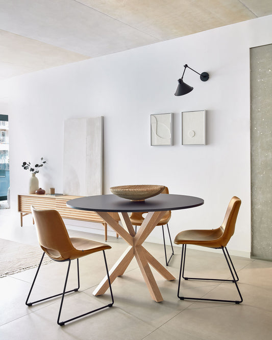 Table ronde Argo en MDF laqué noir et pieds en acier effet bois Ø 120 cm