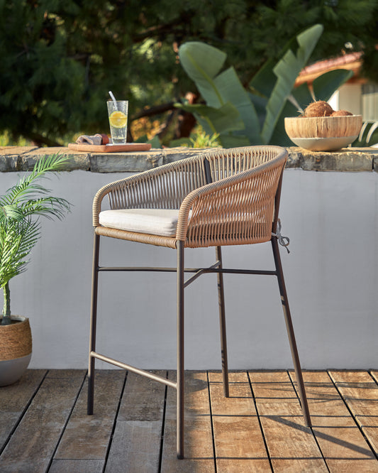Tabouret Yanet en corde beige et acier galvanisé, hauteur 65 cm