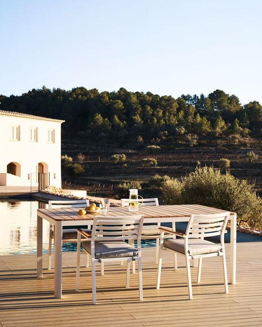 Table 100 % d'extérieur Bona bois de teck et aluminium finition blanche 160 x 90 cm