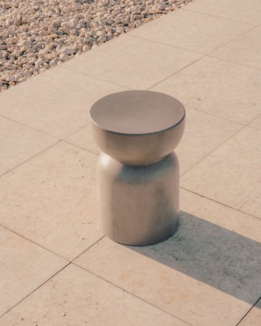 Table d'appoint ronde Garbet en ciment Ø 32 cm