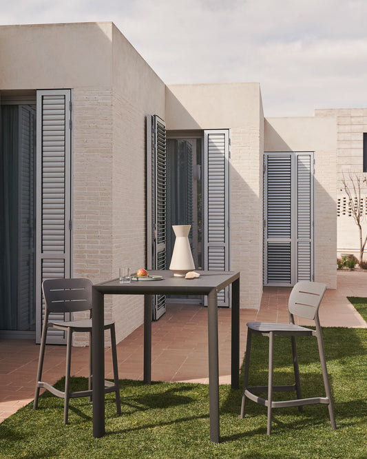 Table haute de jardin Culip en aluminium finition grise 150 x 77 cm