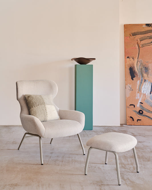 Fauteuil Belina en chenille beige et acier avec finition beige FSC 100%