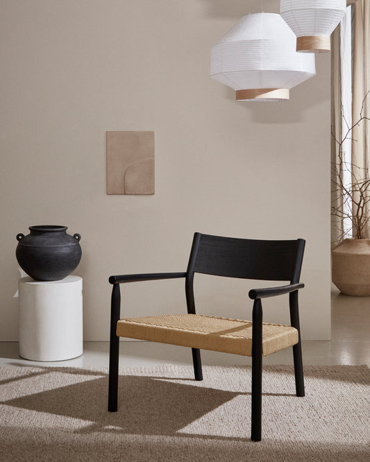 Fauteuil Yalia en bois de chêne FSC 100% finition noire et siège en corde de papier