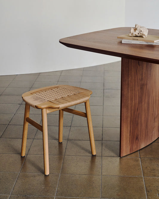 Tabouret  Enit en corde papier beige et bois de chêne finition naturelle  43cm FSC Mix Credit