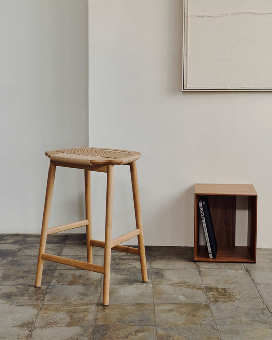 Tabouret  Enit en corde papier beige et bois de chêne finition naturelle 65cm FSC Mix Credit