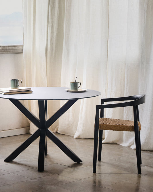 Table ronde Argo en verre noir avec pieds en acier finition noire Ø 150 cm