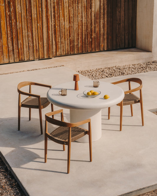 Table ronde Addaia en ciment blanc Ø140 cm