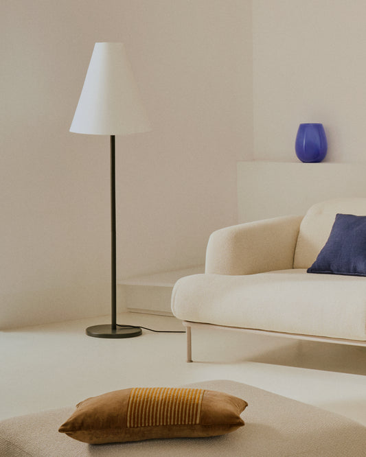 Lampadaire Navat en métal peint vert