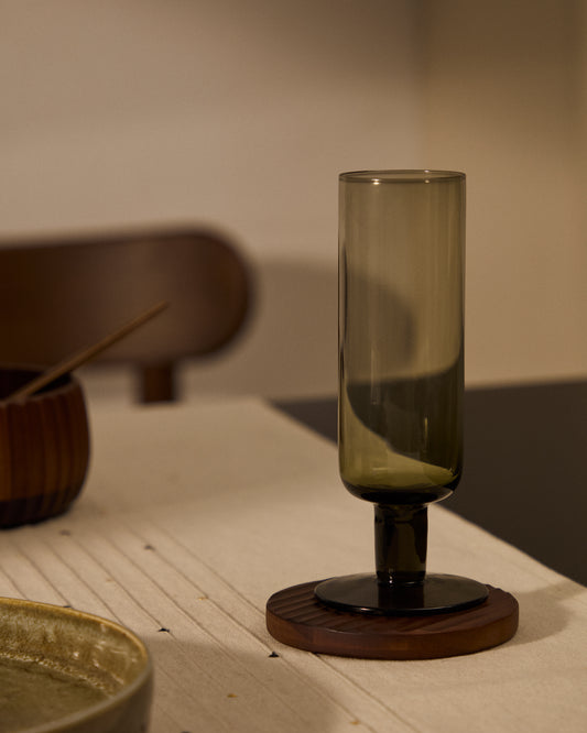 Verre à vin Sauky de forme allongée en verre vert 19 cl