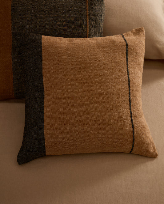 Housse de coussin Eiko 100 % lin terracotta avec rayures verticales grises 50 x 50 cm