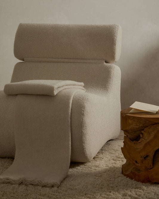 Fauteuil Club en tissu bouclette écru