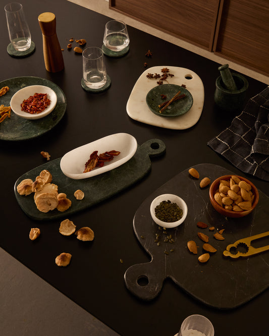 Planche de service Odar en marbre blanc