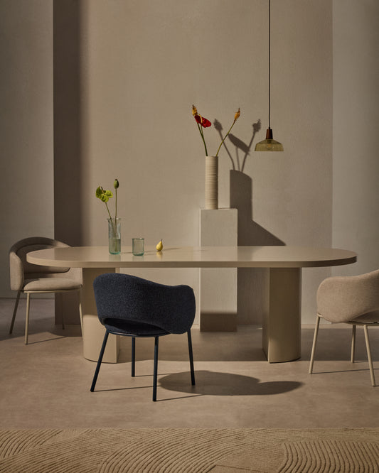 Table Nealy en DM laqué écrue 240 x 100 cm