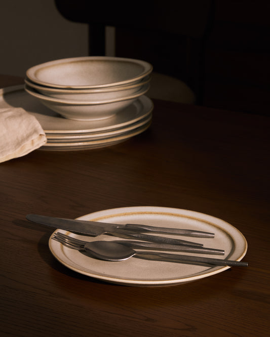 Assiette à dessert Coval en céramique blanche