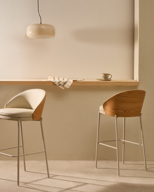Tabouret Eamy en polyuréthane beige, placage de frêne finition naturelle et métal 77cm