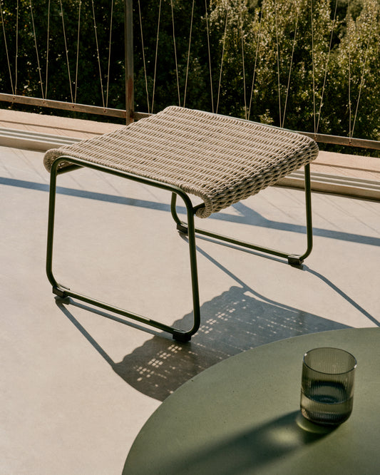 Repose-pieds Maurina en acier galvanisé vert et en corde écrue et grise 58 x 52,5 cm