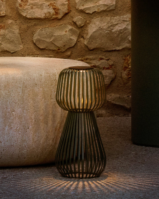 Lampe de table solaire Reiba en métal vert