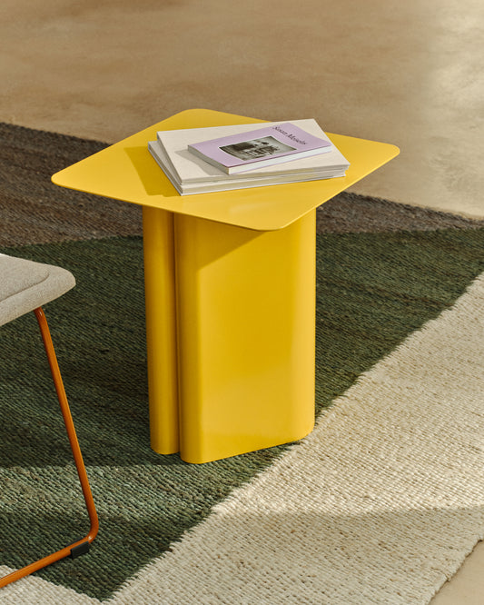 Table d'appoint en fer Arvin jaune 42 x 42 cm