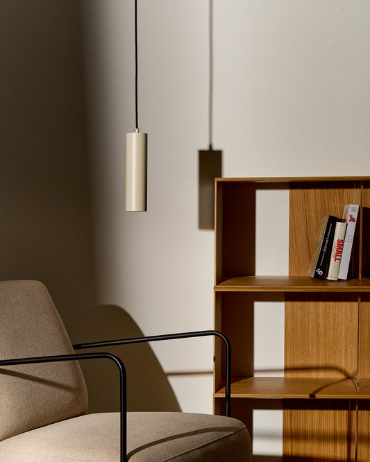 Suspension Andia en aluminium avec finition peinte beige