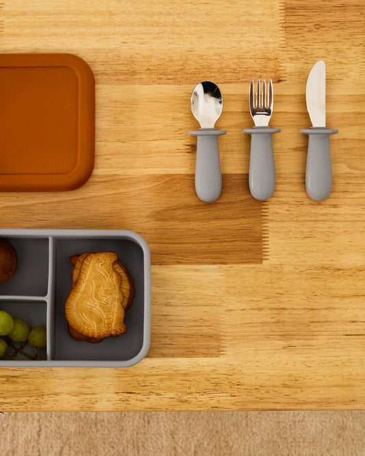 Ensemble Lili de cuillère, fourchette et couteau en silicone bleu