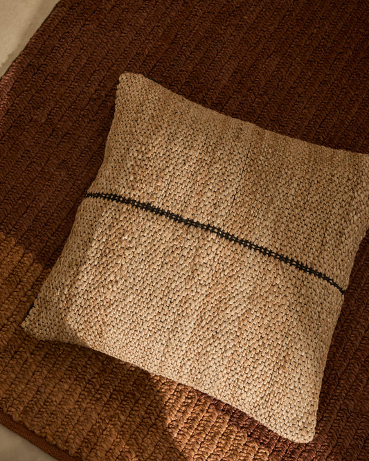 Housse de coussin de sol Lirta en jute avec détail contrasté 70 x 70 cm