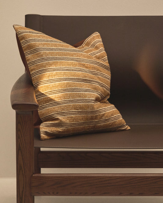 Housse de coussin Tavina 100 % coton brodé marron 50 x 50 cm