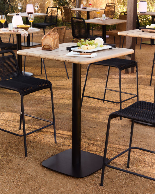 Table de bar carrée Saura métal noir plateau acacia finition naturelle 96x70x70cm FSC 100 %