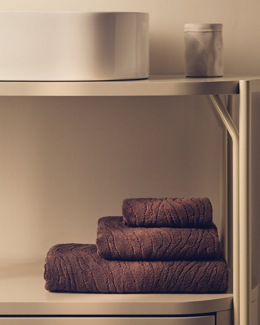 Essuie-mains Dalira 100 % coton jacquard à motif zèbre marron foncé 30 x 50 cm