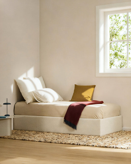 Sommier coffre déhoussable Nelzi en chenille écrue pour matelas de 90 x 200 cm FSC 100 %