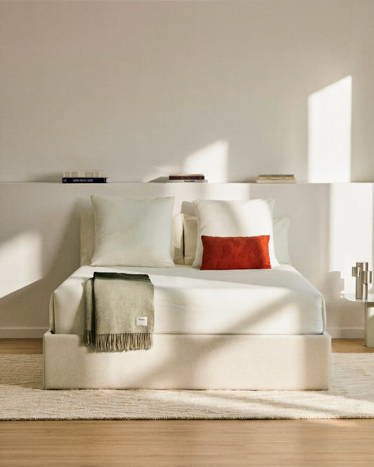 Sommier coffre déhoussable Nelzi en chenille écrue pour matelas de 150 x 200 cm FSC 100 %