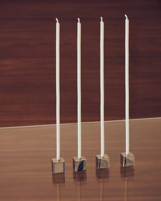 Set Acadia de 4 bougeoirs en acier inoxydable à la finition argentée brillante