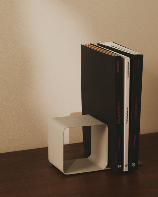 Serre-livres Mistra en fer beige