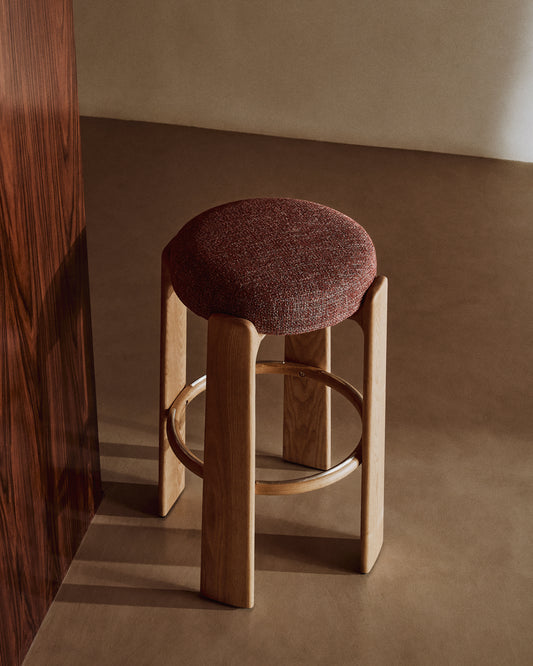 Tabouret Granite en tissu chenille terracotta et bois de frêne avec finition ton naturel FSC 100 % 75 cm