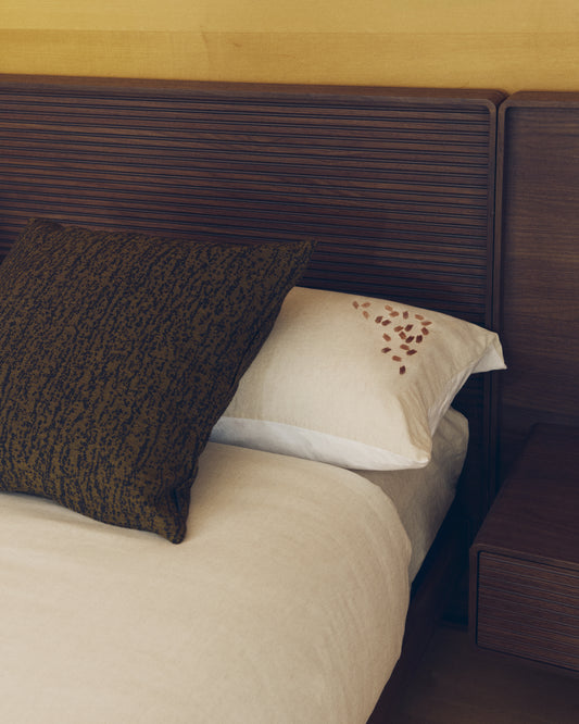 Housse de coussin Melien en jacquard à pois vert 50 x 50 cm