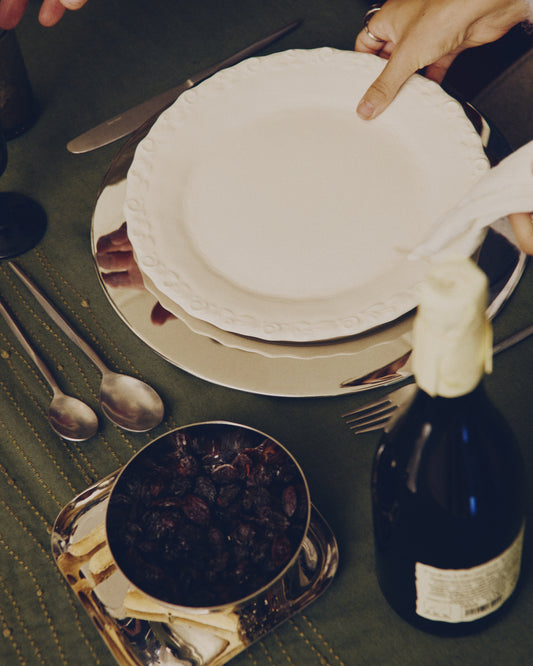 Assiette à dessert Varla en céramique beige