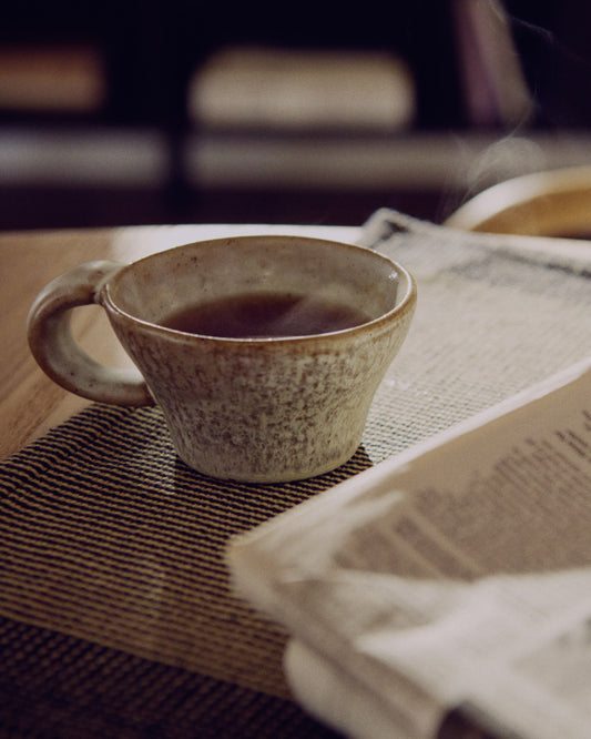 Tasse Alenia en céramique marron