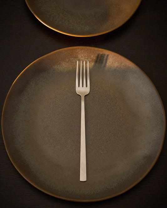 Assiette plate Aderno en céramique vert mousse