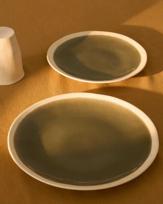 Nale beige ceramic plate with green bottom