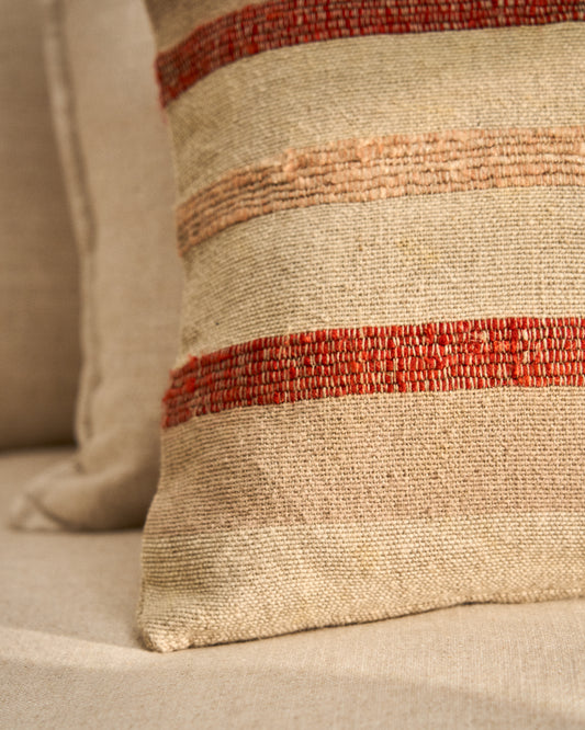 Housse de coussin Taraia en coton et viscose terracotta et beige 40 x 60 cm