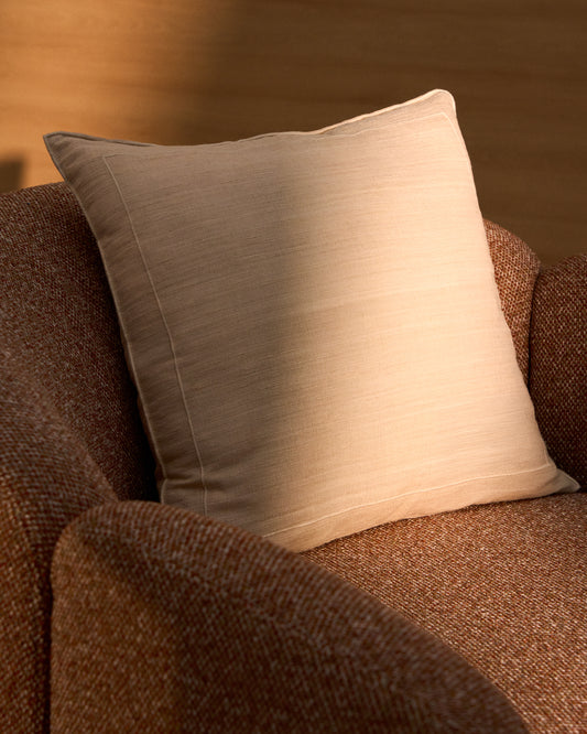 Housse de coussin Brellet en soie écru 45 x 45 cm