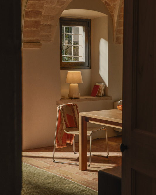 Lampe de table Odra en céramique écrue avec finition brillante