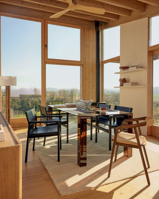 Lampadaire Niani en bois d’hévéa, finition claire et abat-jour en coton couleur ivoire