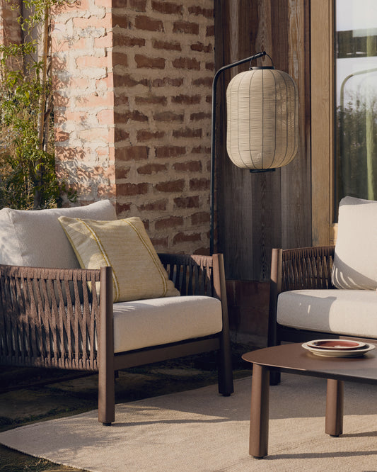 Lampe de table portable Saranella LED en rotin synthétique gris clair