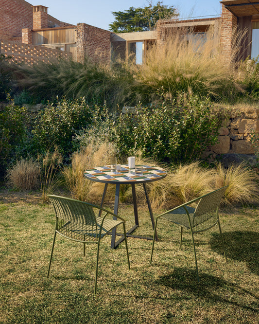 Table ronde Tella en acier galvanisé graphite et carreaux multicolores Ø90 cm