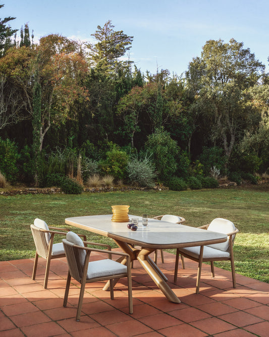 Table d’extérieur Mirtia en aluminium effet bois et pierre frittée écrue 240 x 110 cm